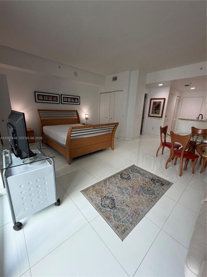 3180 SW 22nd Ter, Unit 302, Miami, FL 33145 Photo