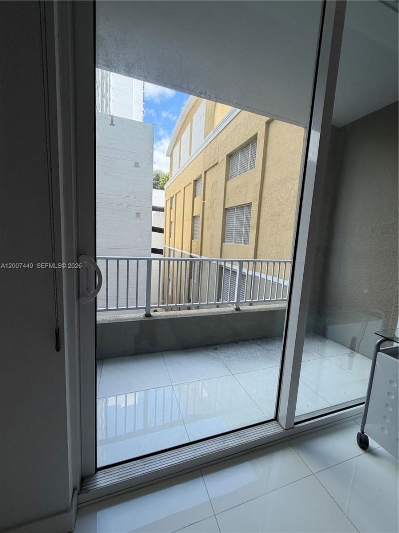 3180 SW 22nd Ter, Unit 302, Miami, FL 33145 Photo