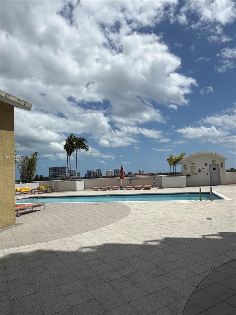 3180 SW 22nd Ter, Unit 302, Miami, FL 33145 Photo