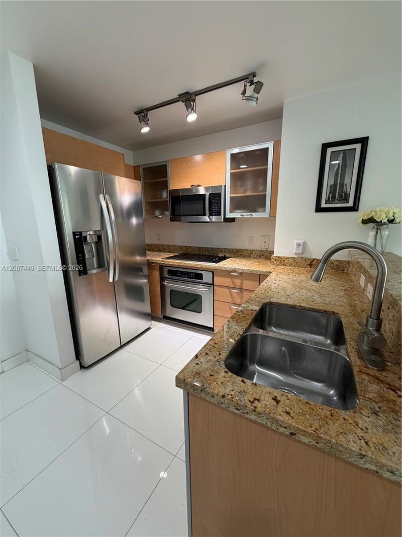 3180 SW 22nd Ter, Unit 302, Miami, FL 33145 Photo