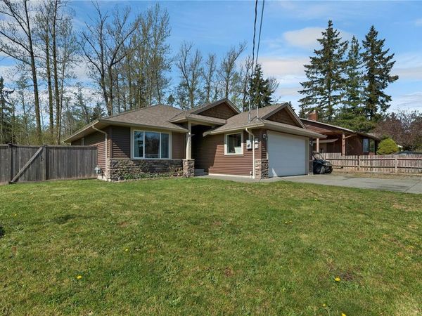 3965 Leeming Rd , Campbell River, BC V9H 1H2