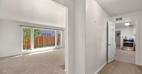 150 Marshall Ave, Woodland, CA 95695 Photo