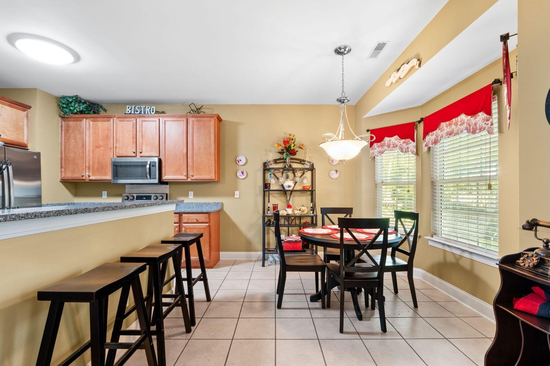 104 Long Cove Bend Photo 13