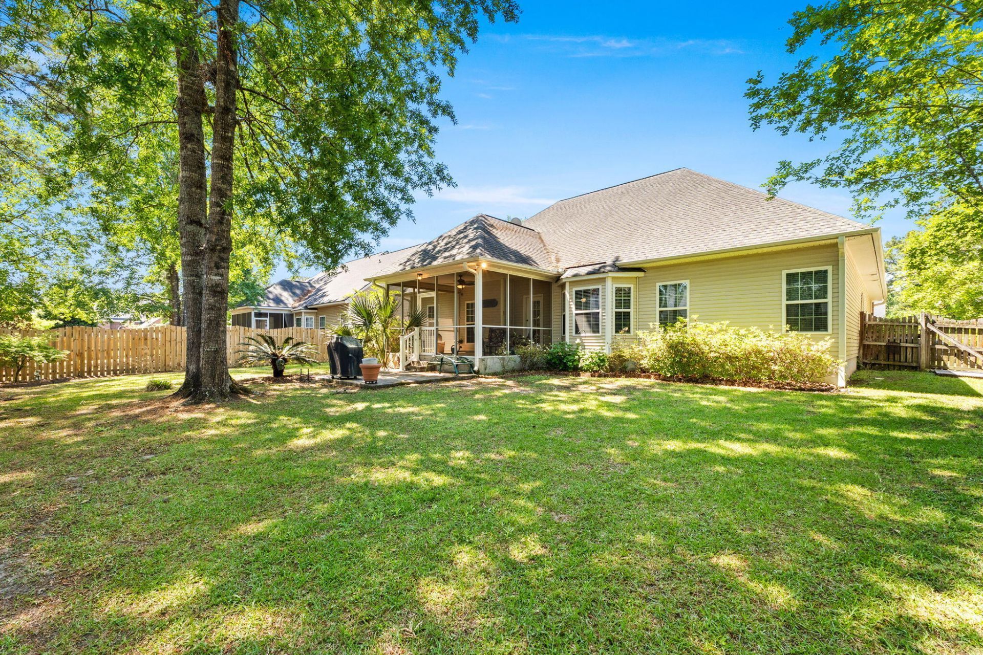 104 Long Cove Bend Photo 24