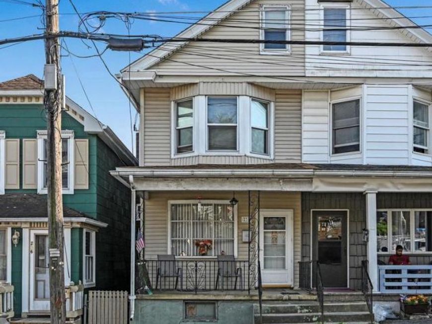 234 S Schuylkill Avenue, Shenandoah, PA 17976 Main Photo