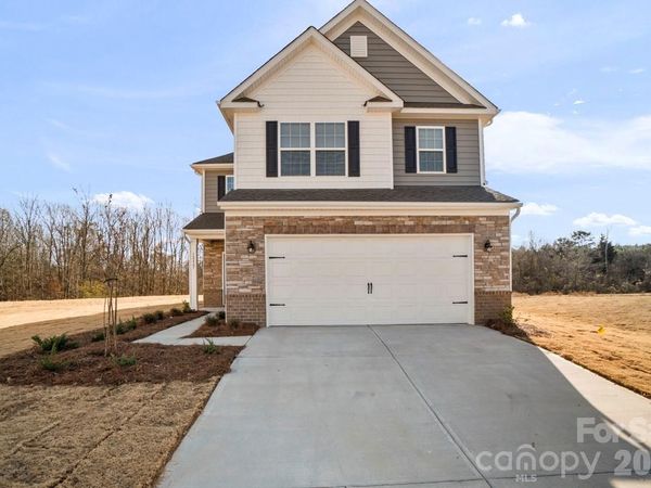 12807 Canterbury Castle Drive, Charlotte, NC 28273
