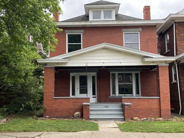1108 11th St, Huntington, WV 25701