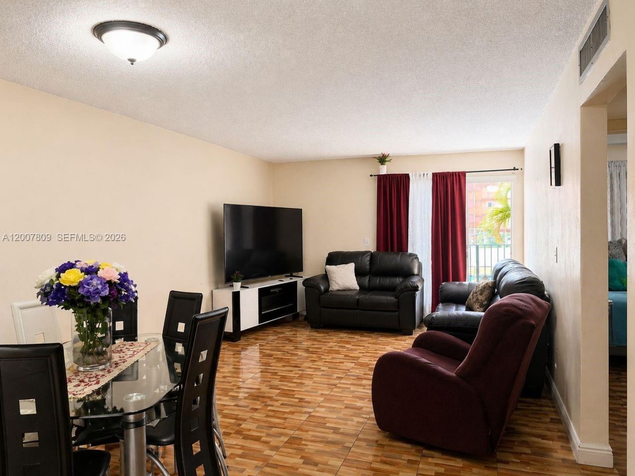 1910 W 56th St , Unit 3121B, Hialeah, FL 33012 Photo