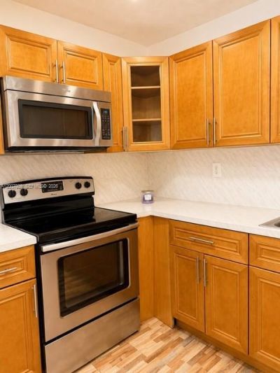 1910 W 56th St , Unit 3121B, Hialeah, FL 33012 Photo