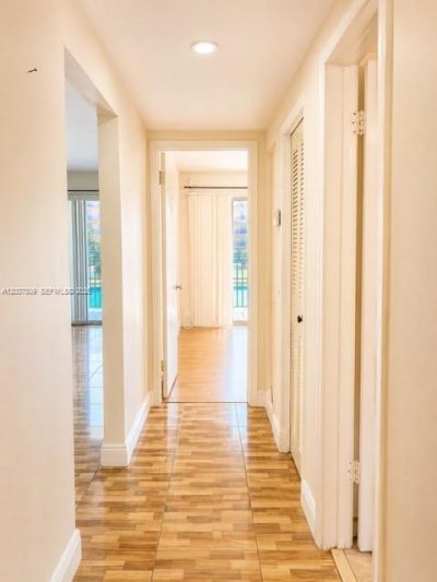 1910 W 56th St , Unit 3121B, Hialeah, FL 33012 Photo