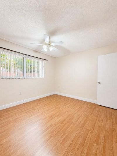 1910 W 56th St , Unit 3121B, Hialeah, FL 33012 Photo