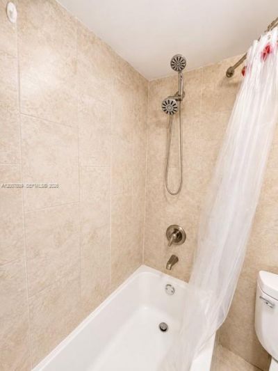 1910 W 56th St , Unit 3121B, Hialeah, FL 33012 Photo