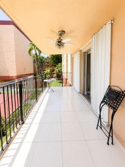 1910 W 56th St , Unit 3121B, Hialeah, FL 33012 Photo