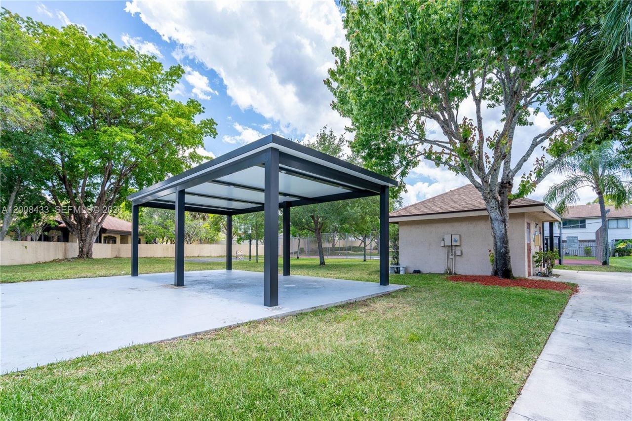 9804 NW 37th St , Unit 3E, Sunrise, FL 33351 Photo