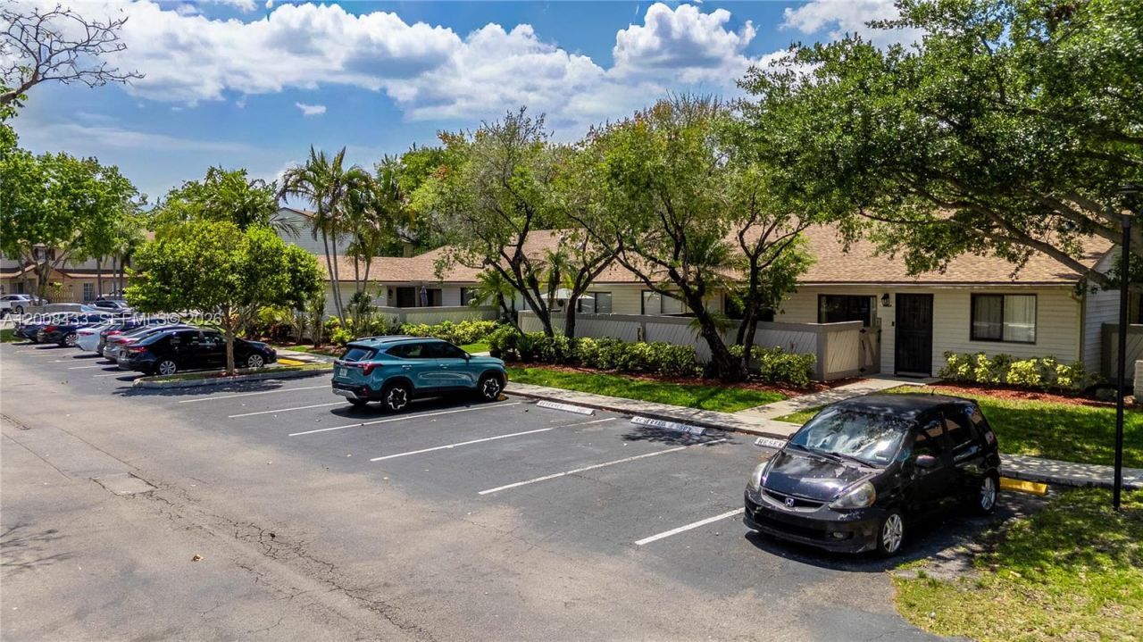 9804 NW 37th St , Unit 3E, Sunrise, FL 33351 Photo