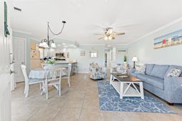 300 Shorehaven Dr. photo 4