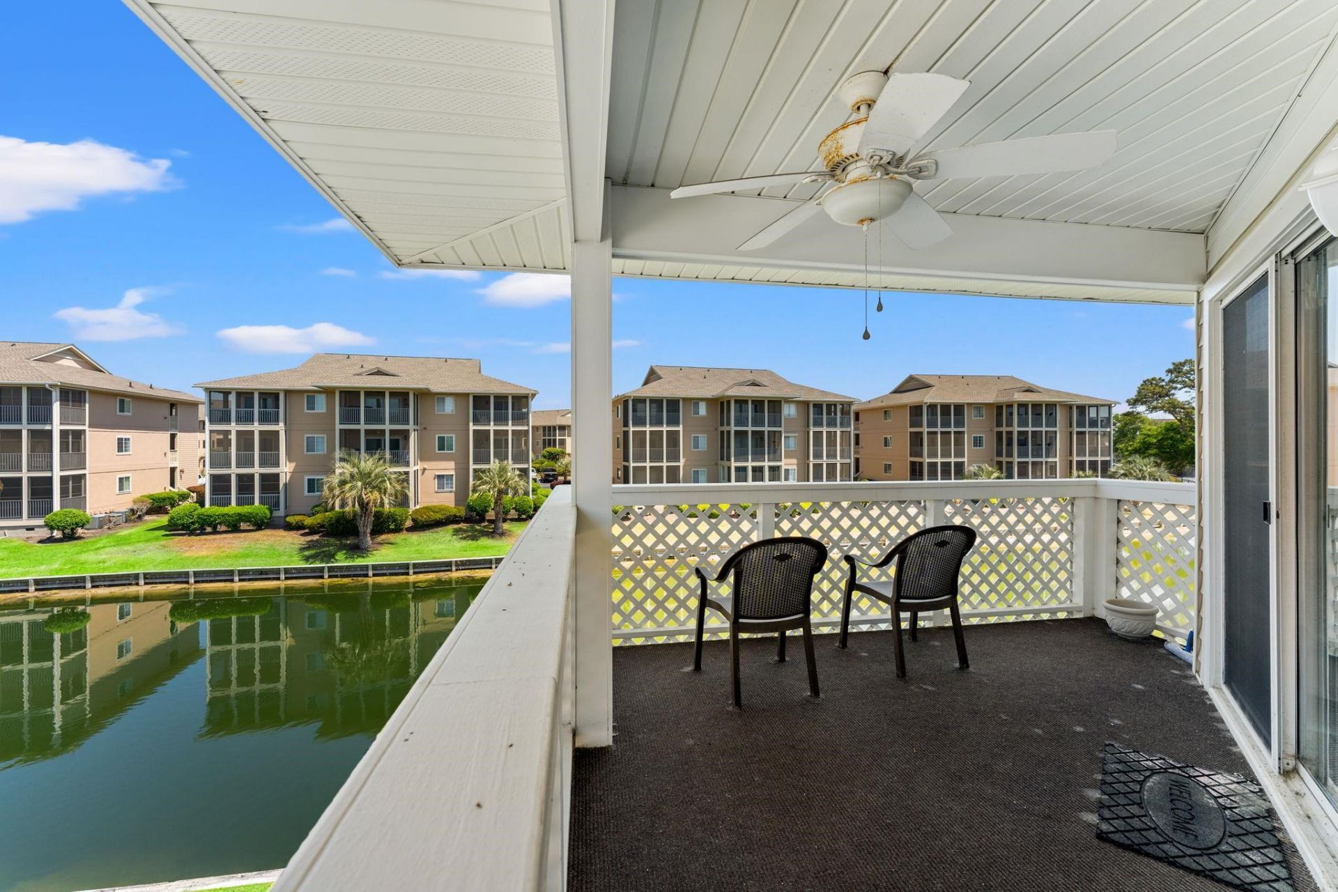 300 Shorehaven Dr. Photo 21