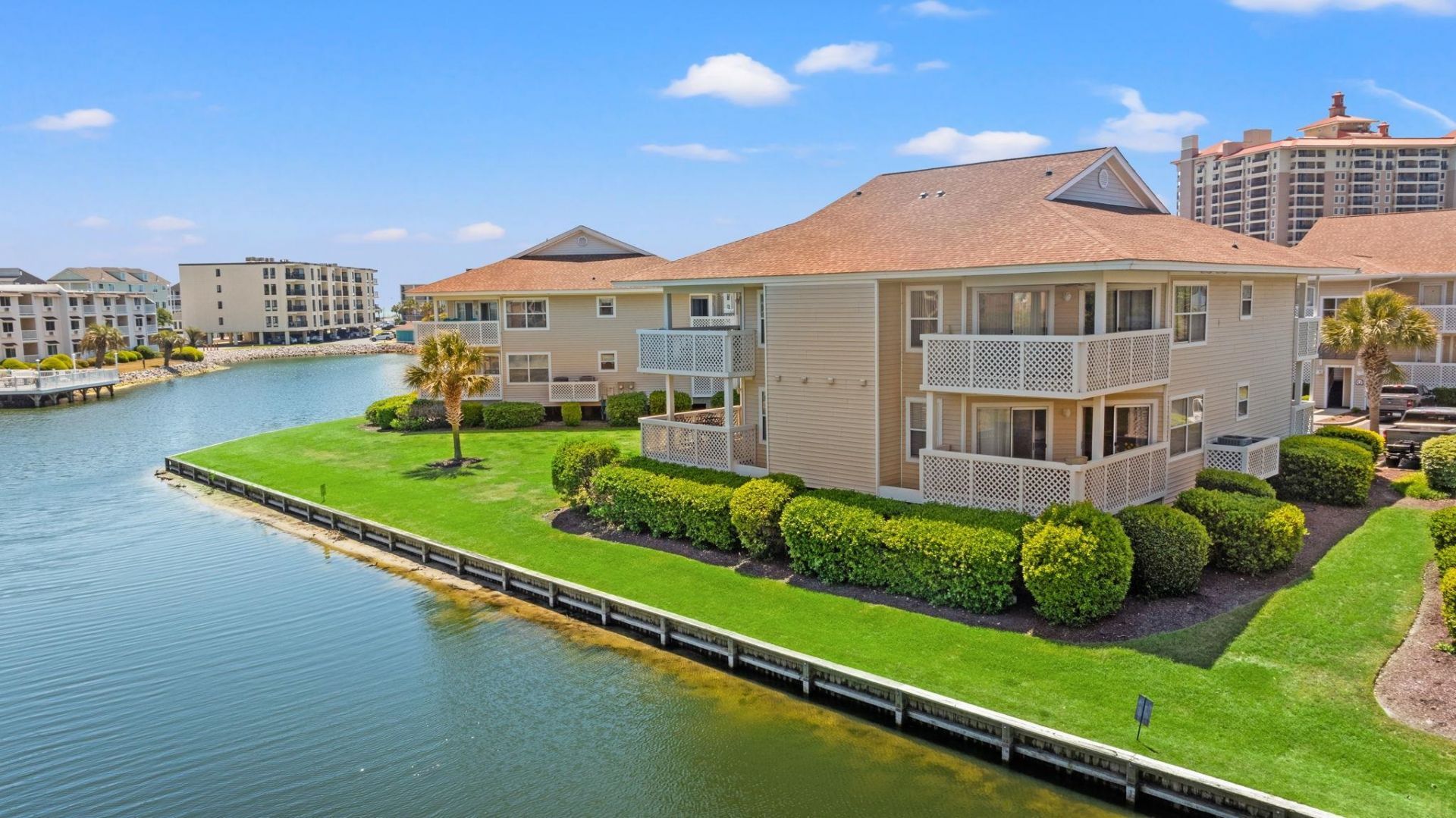 300 Shorehaven Dr. Photo 28