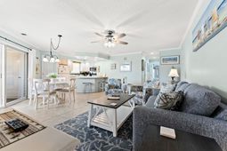 300 Shorehaven Dr. photo 4