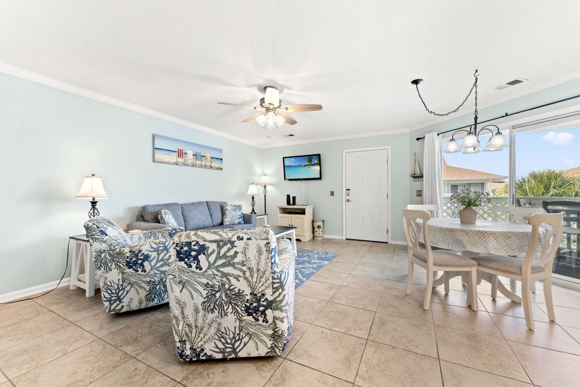 300 Shorehaven Dr. Photo 5