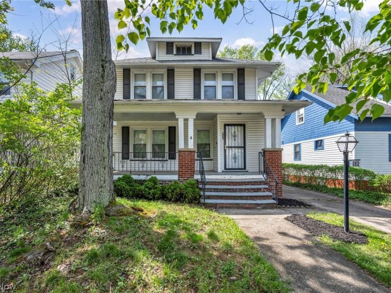 936 Selwyn Road, Cleveland Heights, OH 44112 Photo 2