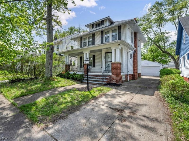 936 Selwyn Road, Cleveland Heights, OH 44112 Photo 3