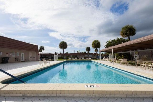 5775 W Fernley Dr Drive W, Unit 134, West Palm Beach, FL 33415 Photo