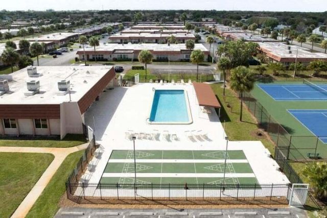 5775 W Fernley Dr Drive W, Unit 134, West Palm Beach, FL 33415 Photo