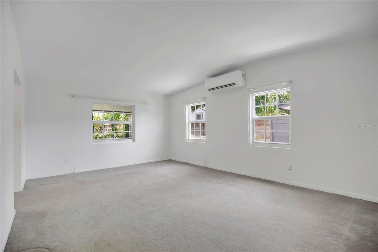 4511 Leslyn Court, Orlando, FL 32806 Photo