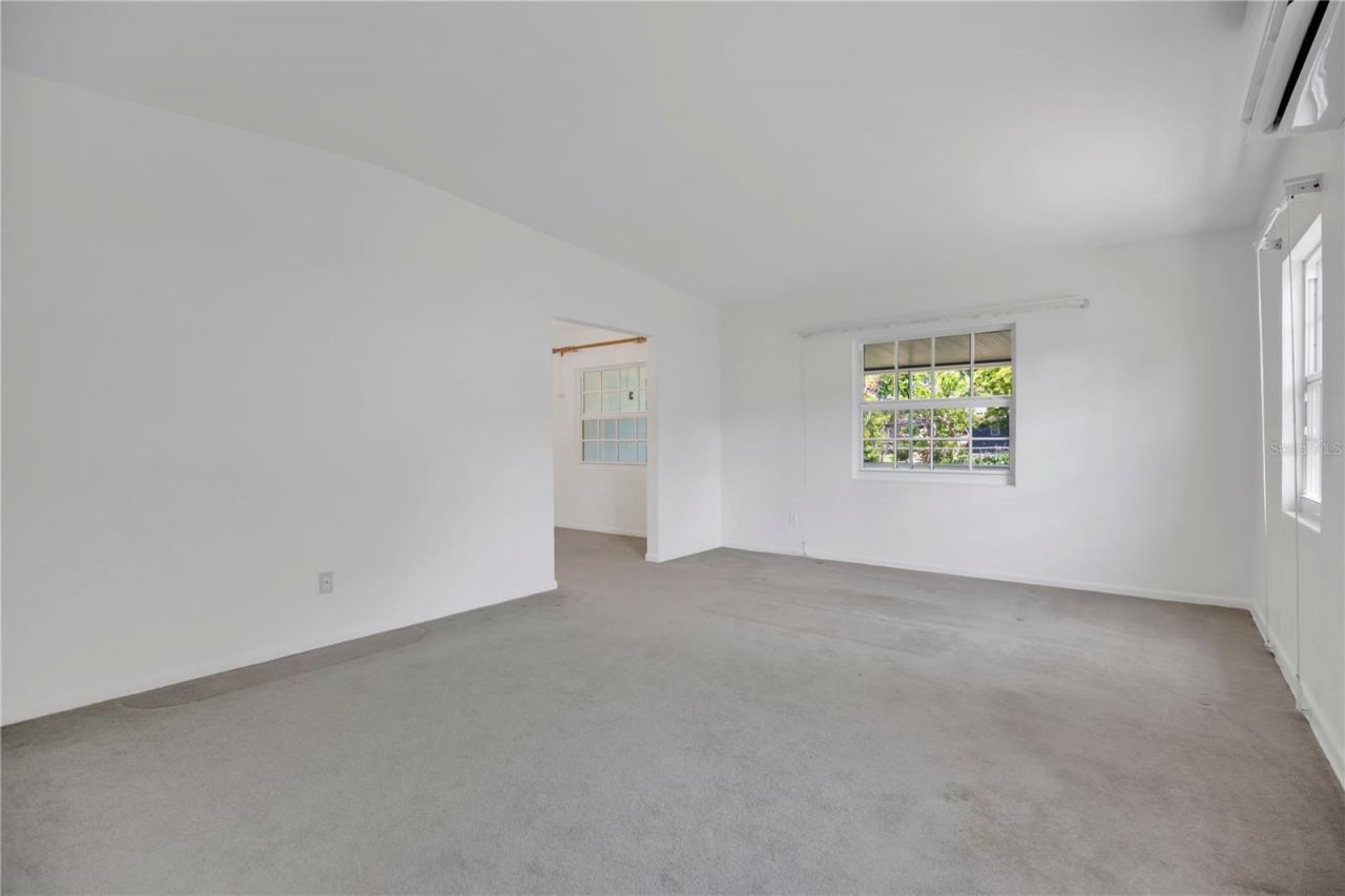 4511 Leslyn Court, Orlando, FL 32806 Photo