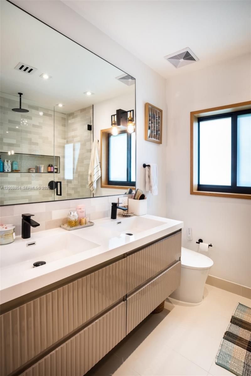 115 SW 23rd Rd , Miami, FL 33129 Photo