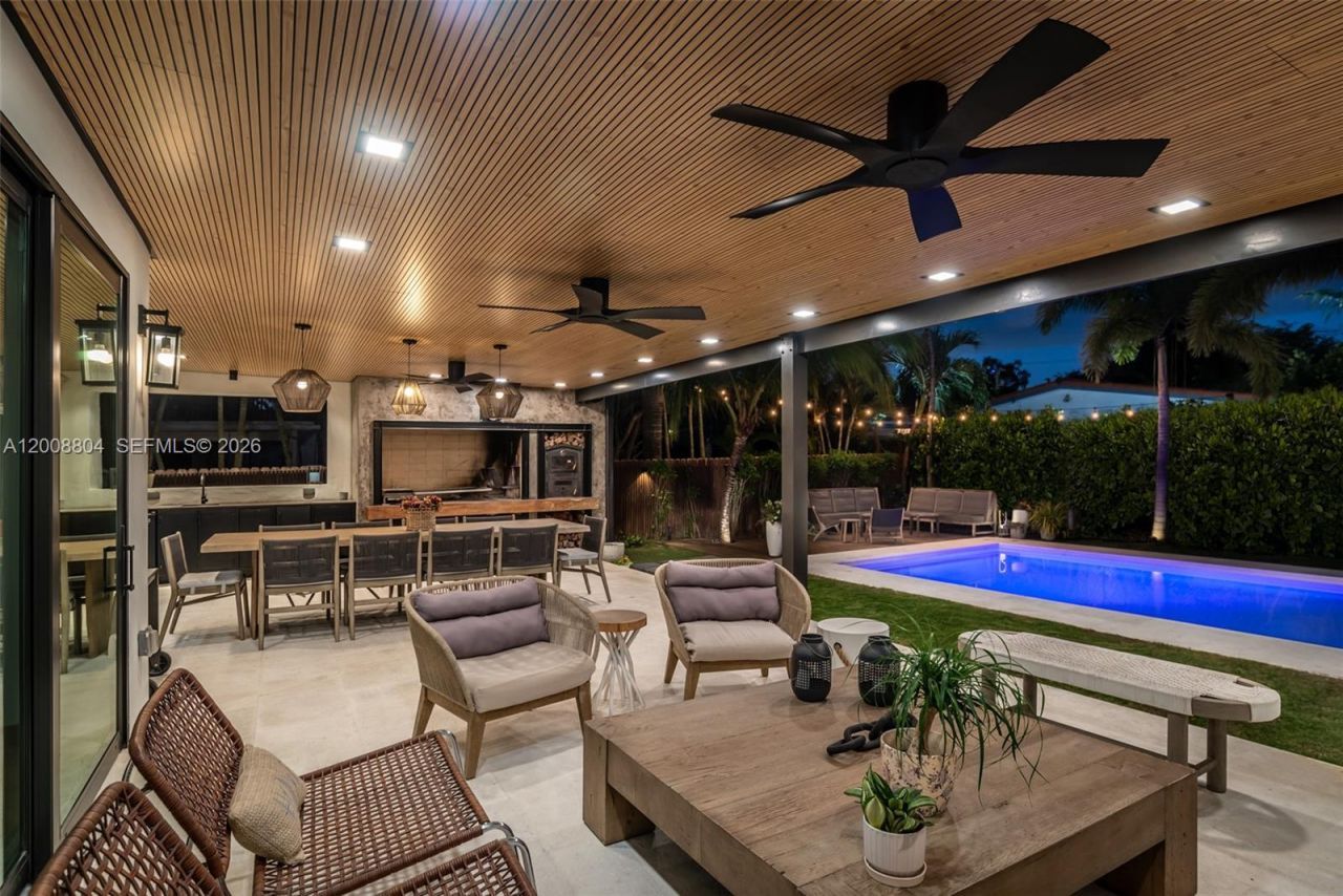 115 SW 23rd Rd , Miami, FL 33129 Photo