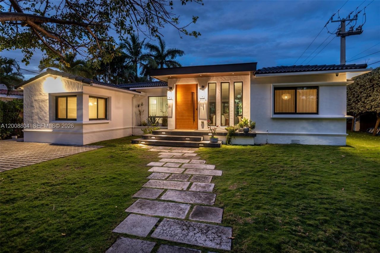 115 SW 23rd Rd , Miami, FL 33129 Photo