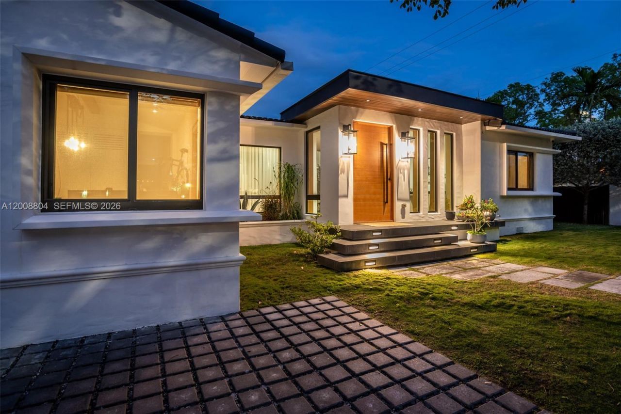 115 SW 23rd Rd , Miami, FL 33129 Photo