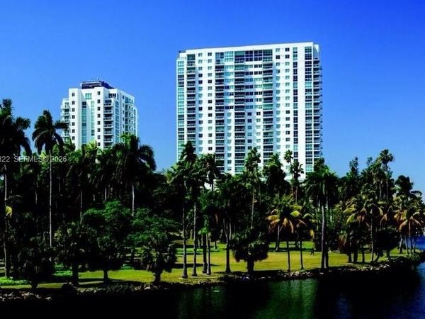 1861 NW South River Dr , Unit 2303, Miami, FL 33125