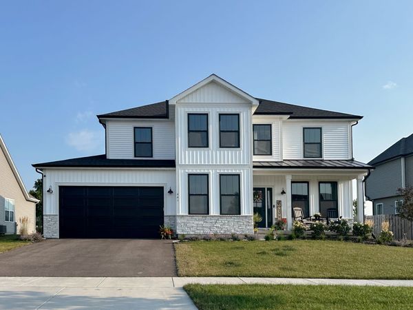 5270 Greenshire Circle , Lake In The Hills, IL 60156