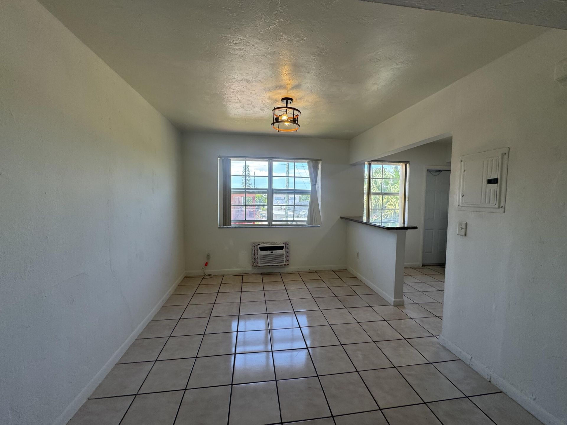 605 84th Street, Miami Beach, FL 33141 Photo