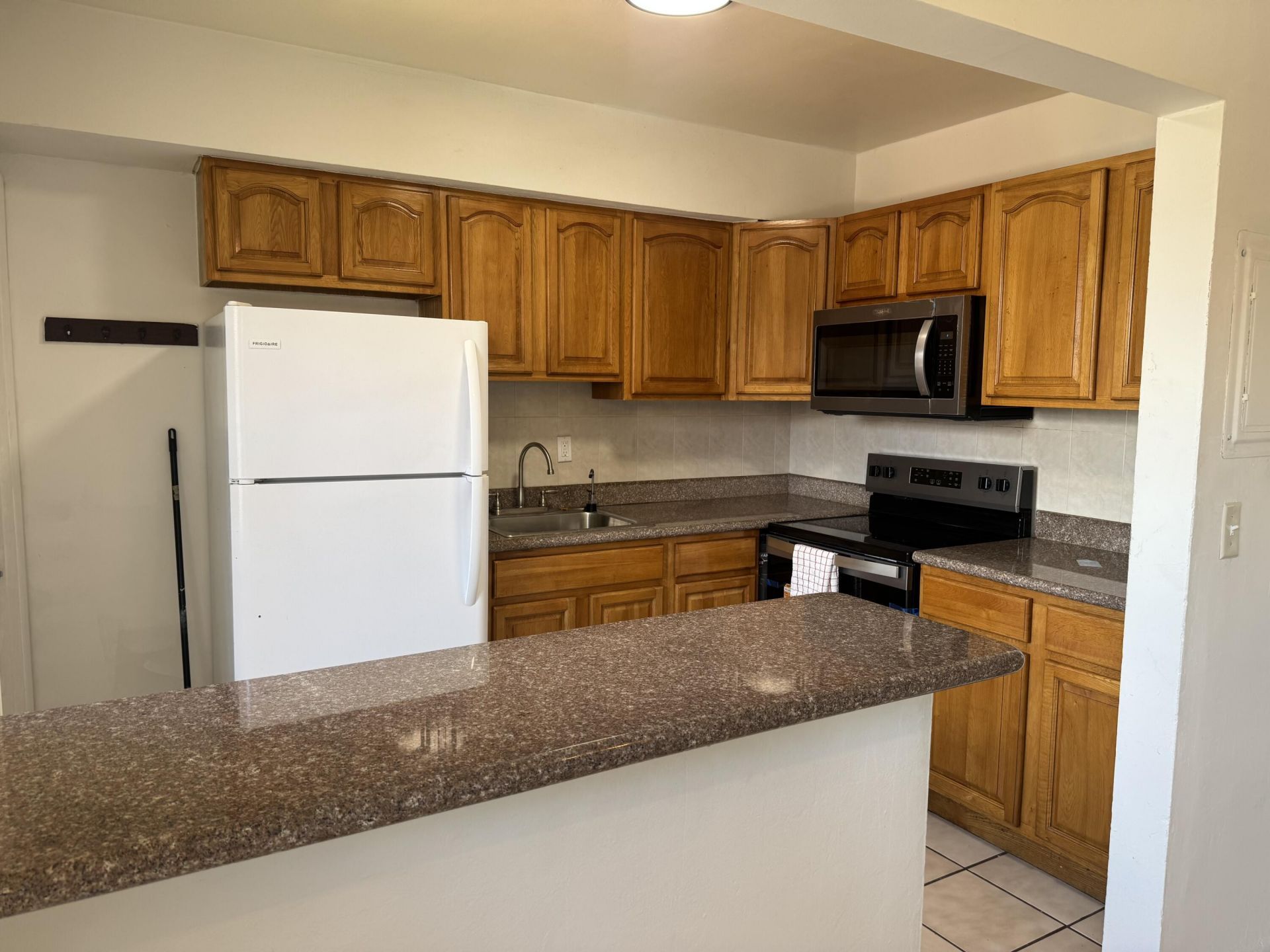 605 84th Street, Miami Beach, FL 33141 Photo