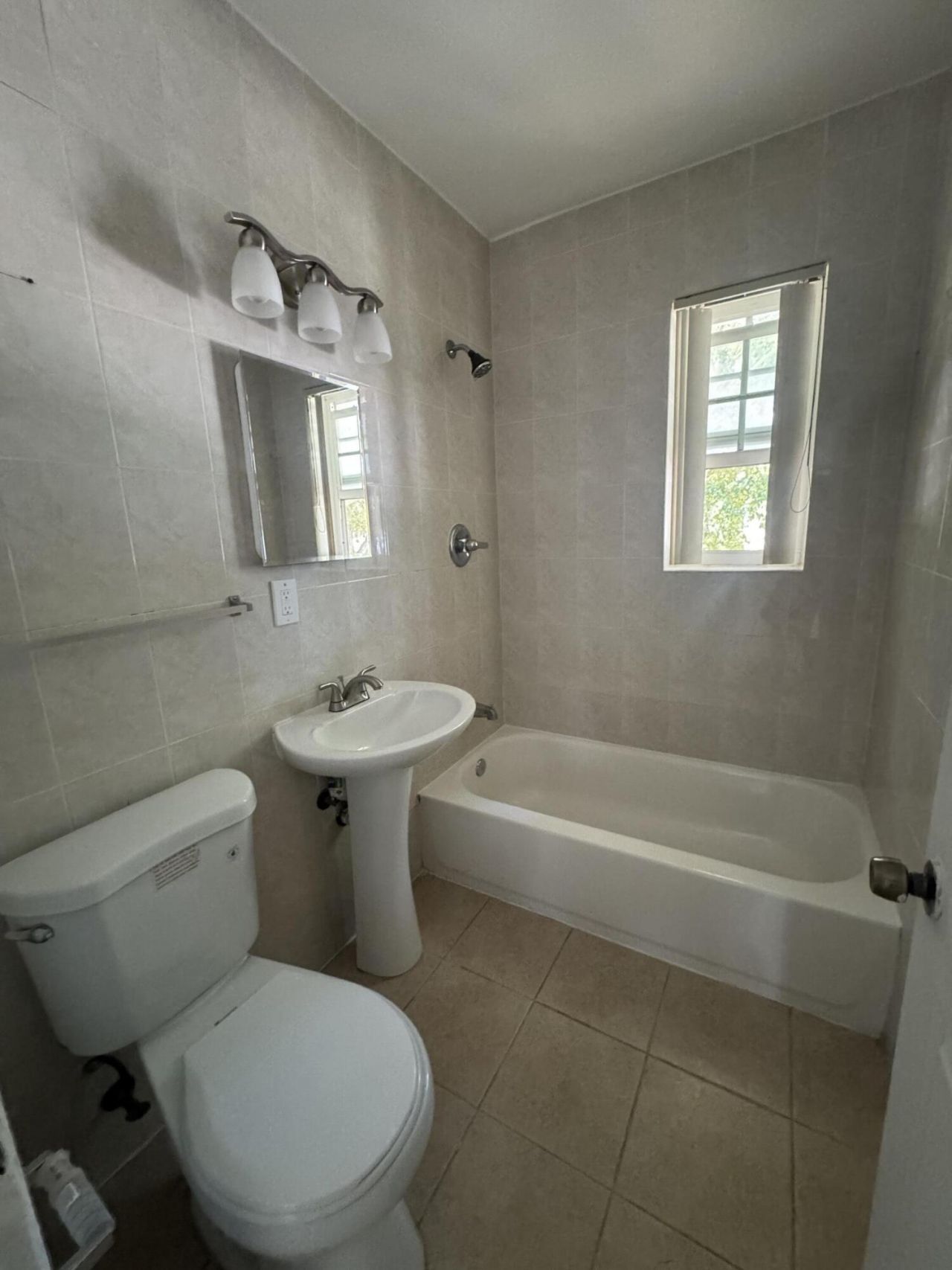 605 84th Street, Miami Beach, FL 33141 Photo