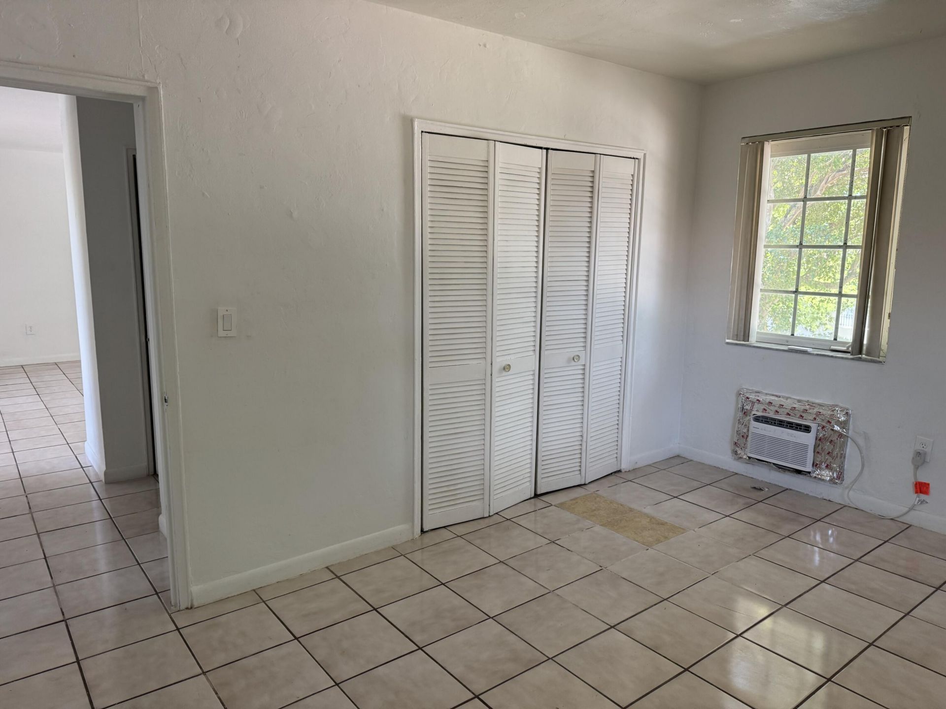 605 84th Street, Miami Beach, FL 33141 Photo