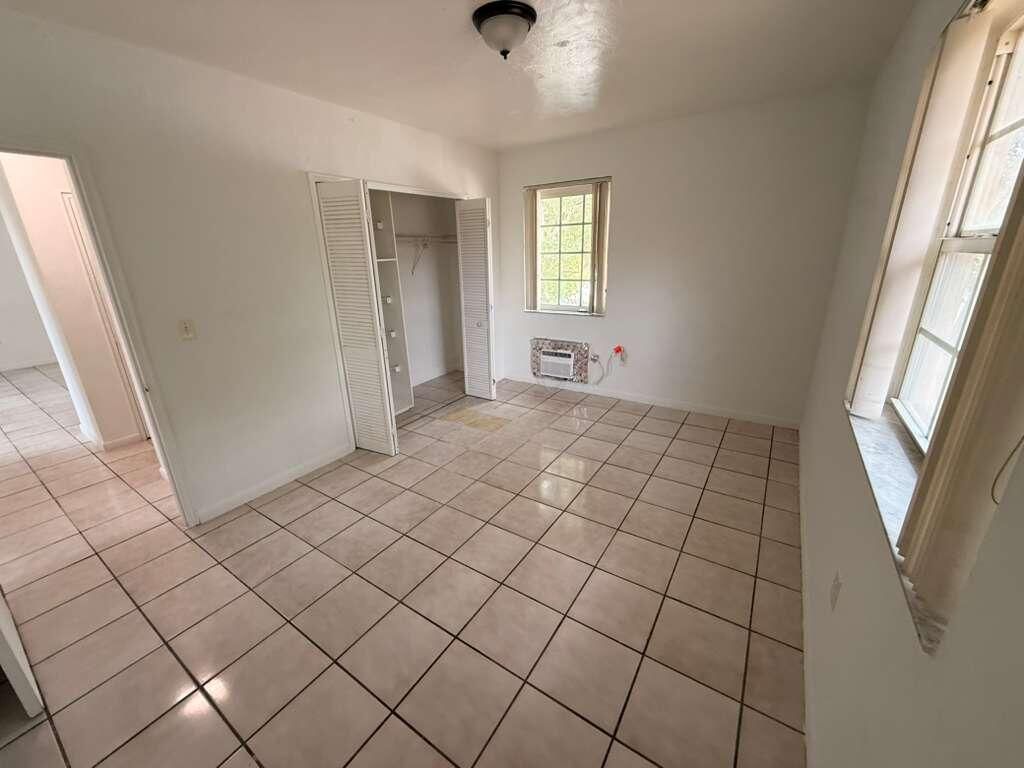 605 84th Street, Miami Beach, FL 33141 Photo