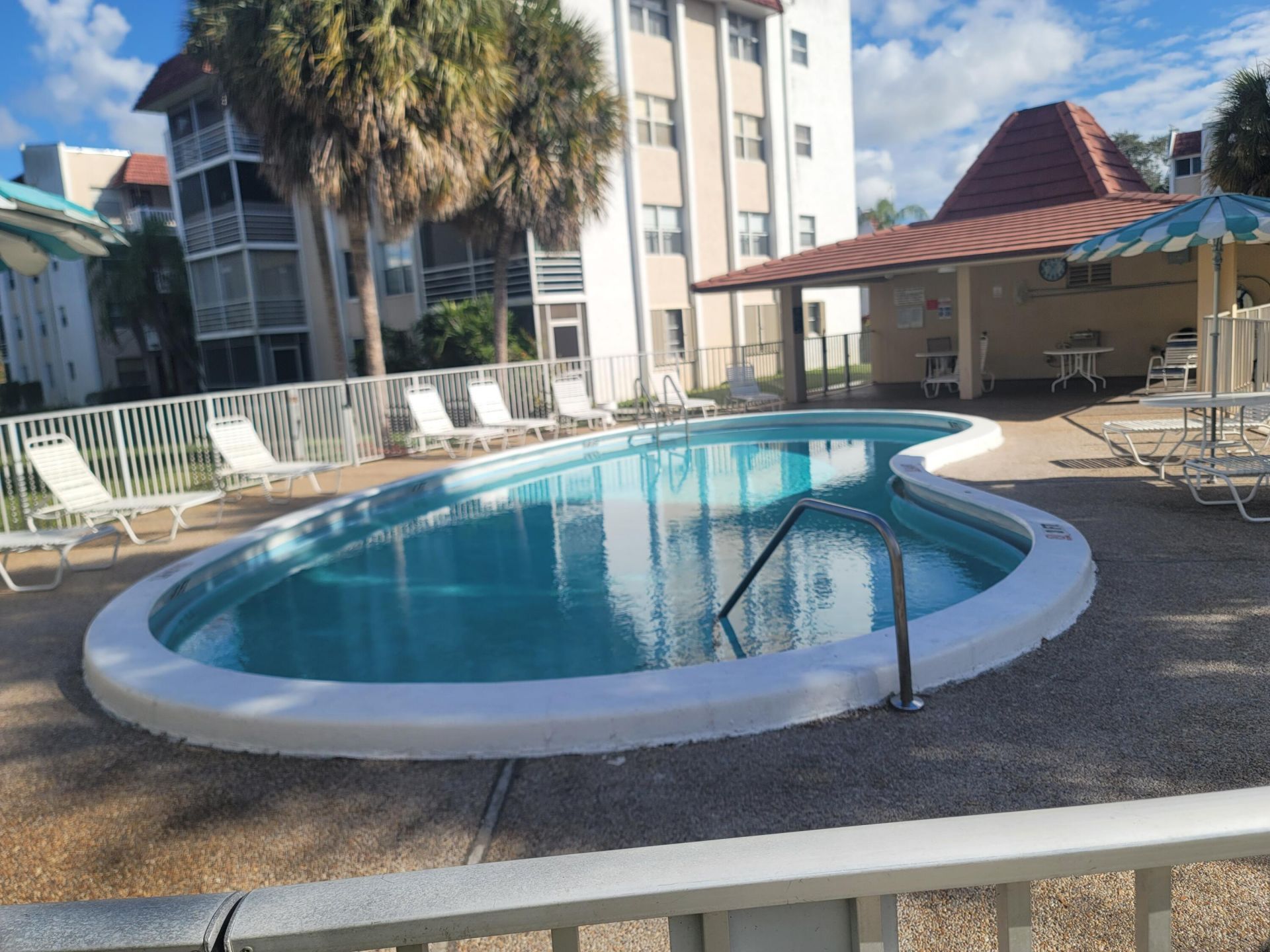 3571 Inverrary Drive, Unit 305, Lauderhill, FL 33319 Photo