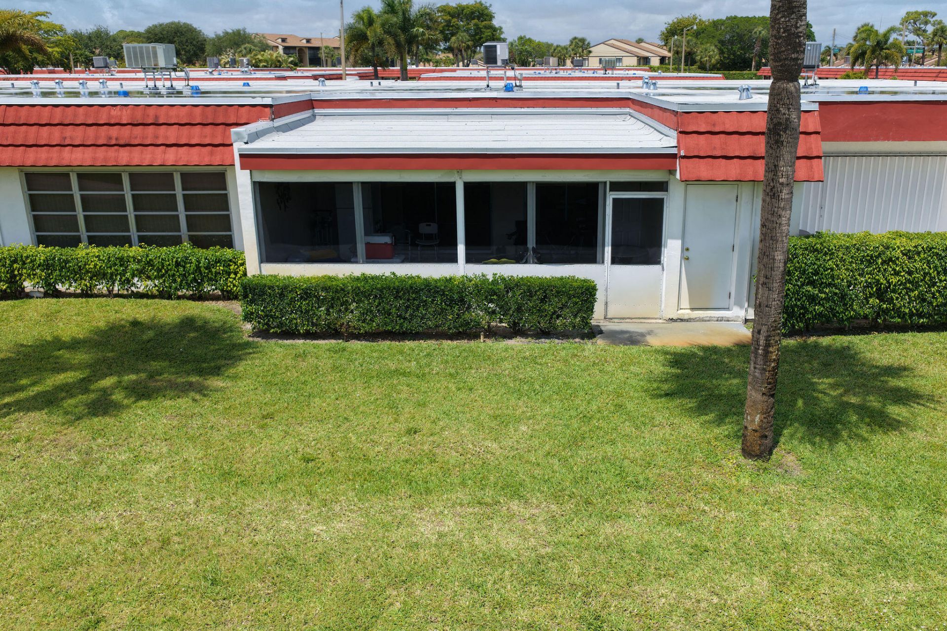 5800 Fernley Dr W, Unit 64, West Palm Beach, FL 33415 Photo