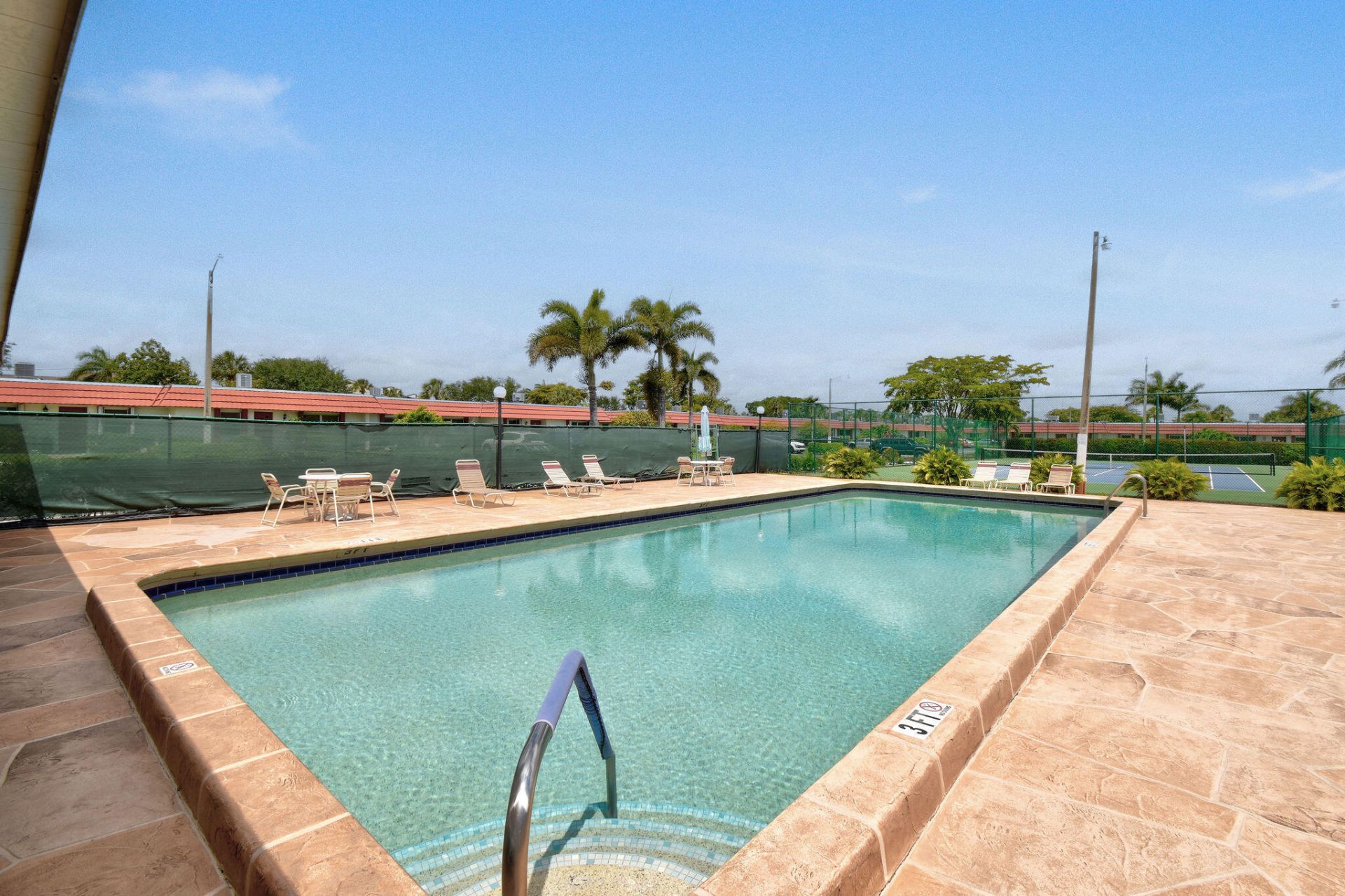 5800 Fernley Dr W, Unit 64, West Palm Beach, FL 33415 Photo