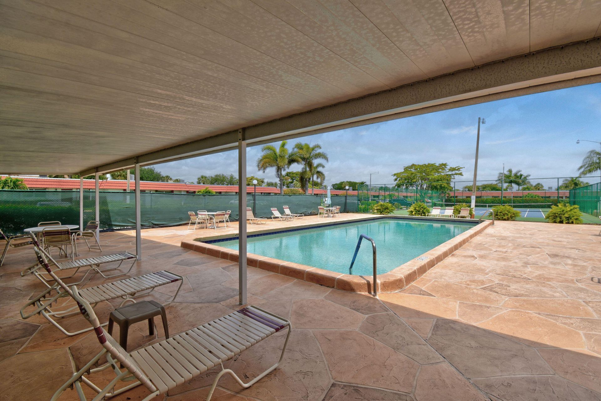 5800 Fernley Dr W, Unit 64, West Palm Beach, FL 33415 Photo