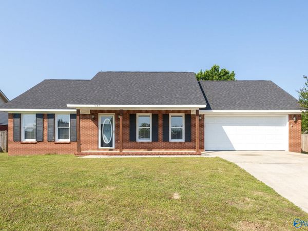 1735 Nottingham Drive SW, Decatur, AL 35603