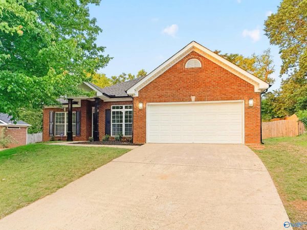 206 Bridgeway Circle, Madison, AL 35758