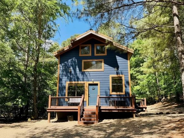 453 Deer Creek Trail, Broken Bow, OK 74728