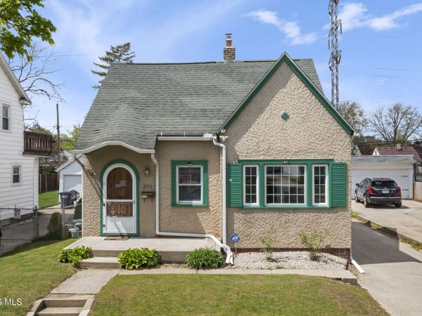 3711 Sherbrooke Road , Toledo, OH 43613