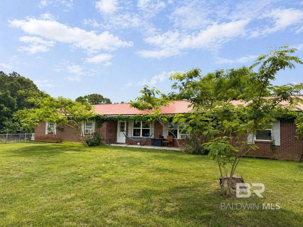 99 Johnston Lane, Evergreen, AL 36401